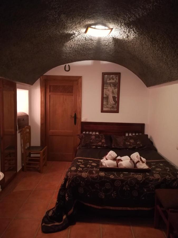 Cueva El Murallon Benamaurel Ngoại thất bức ảnh
